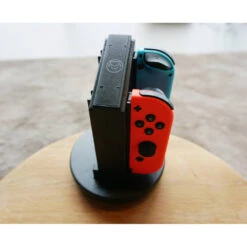 Qware Switch Oplaadstation Voor 4 Controllers -PlayToko Winkel 1749284 119cf0a3